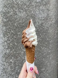 Točená zmrzlina – ČOKOLÁDA & KOKOS