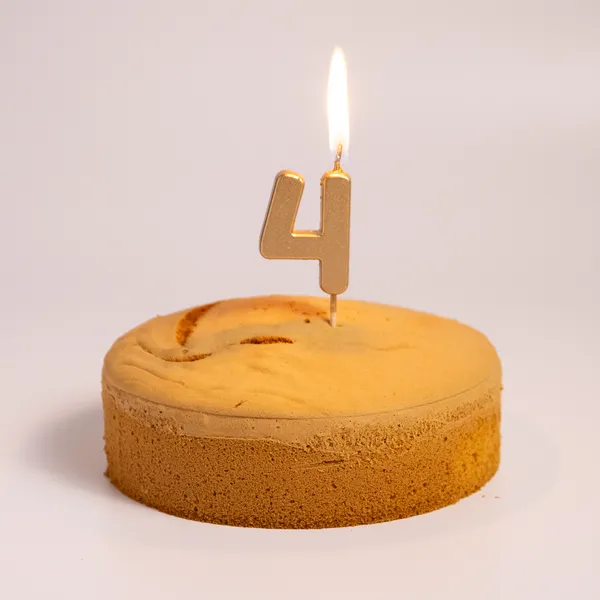 Fotografie – 4 - zlatá číslicová svíčka (4,5cm)  (2/2)