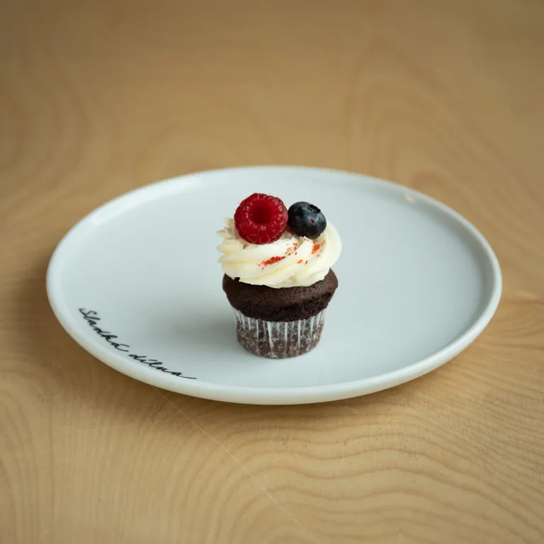 Fotografie – Mini čoko cupcake - bílý krém