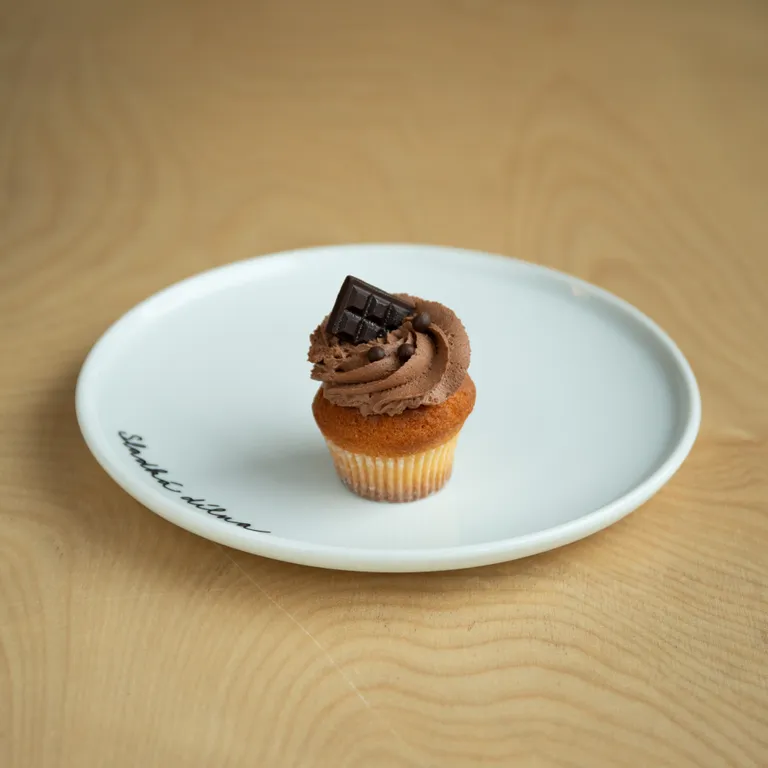 Fotografie – Mini světlý cupcake - čoko krém